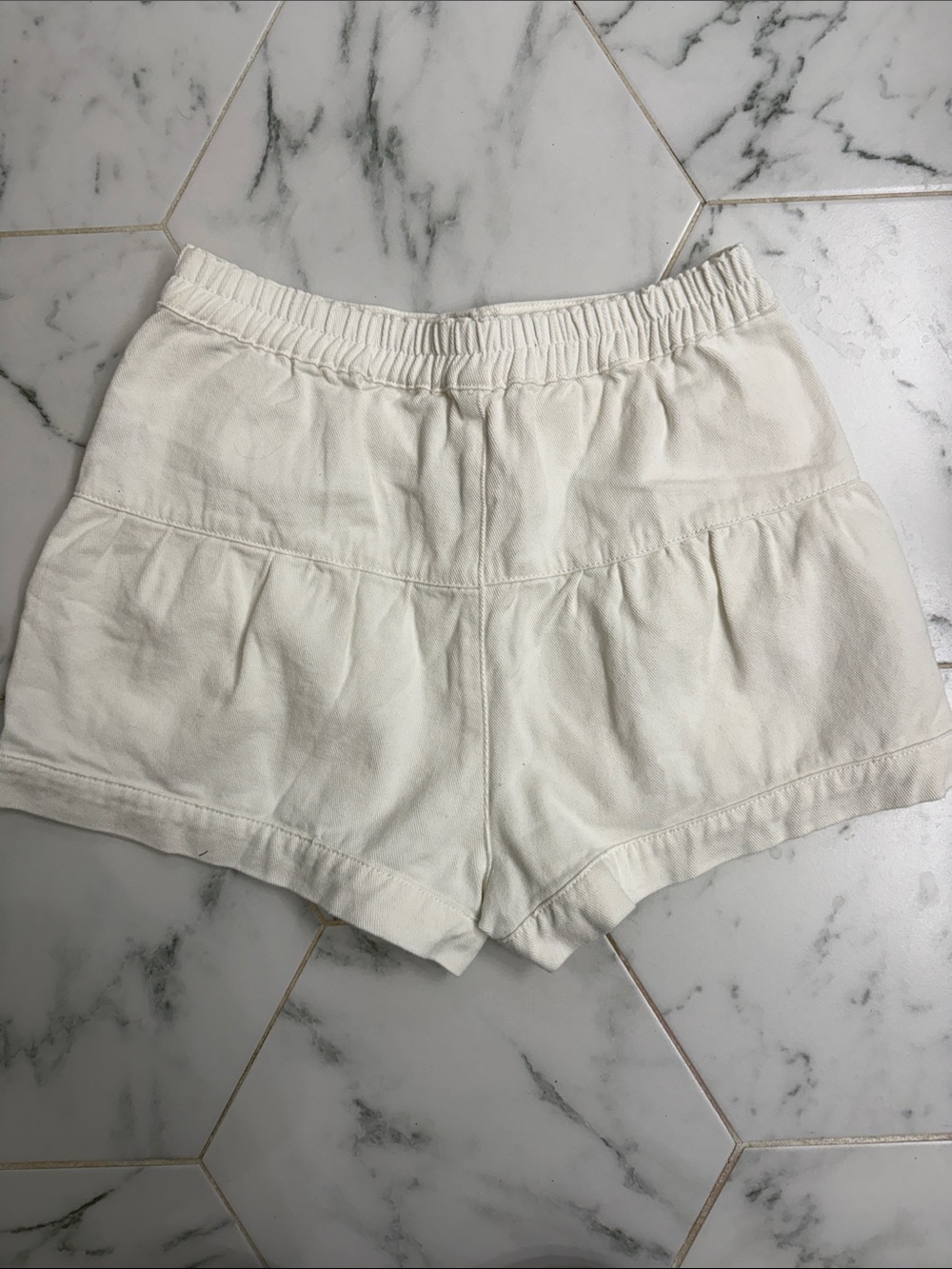 High-Waist Cream Button-Front Cotton Shorts - Picture 5 of 5